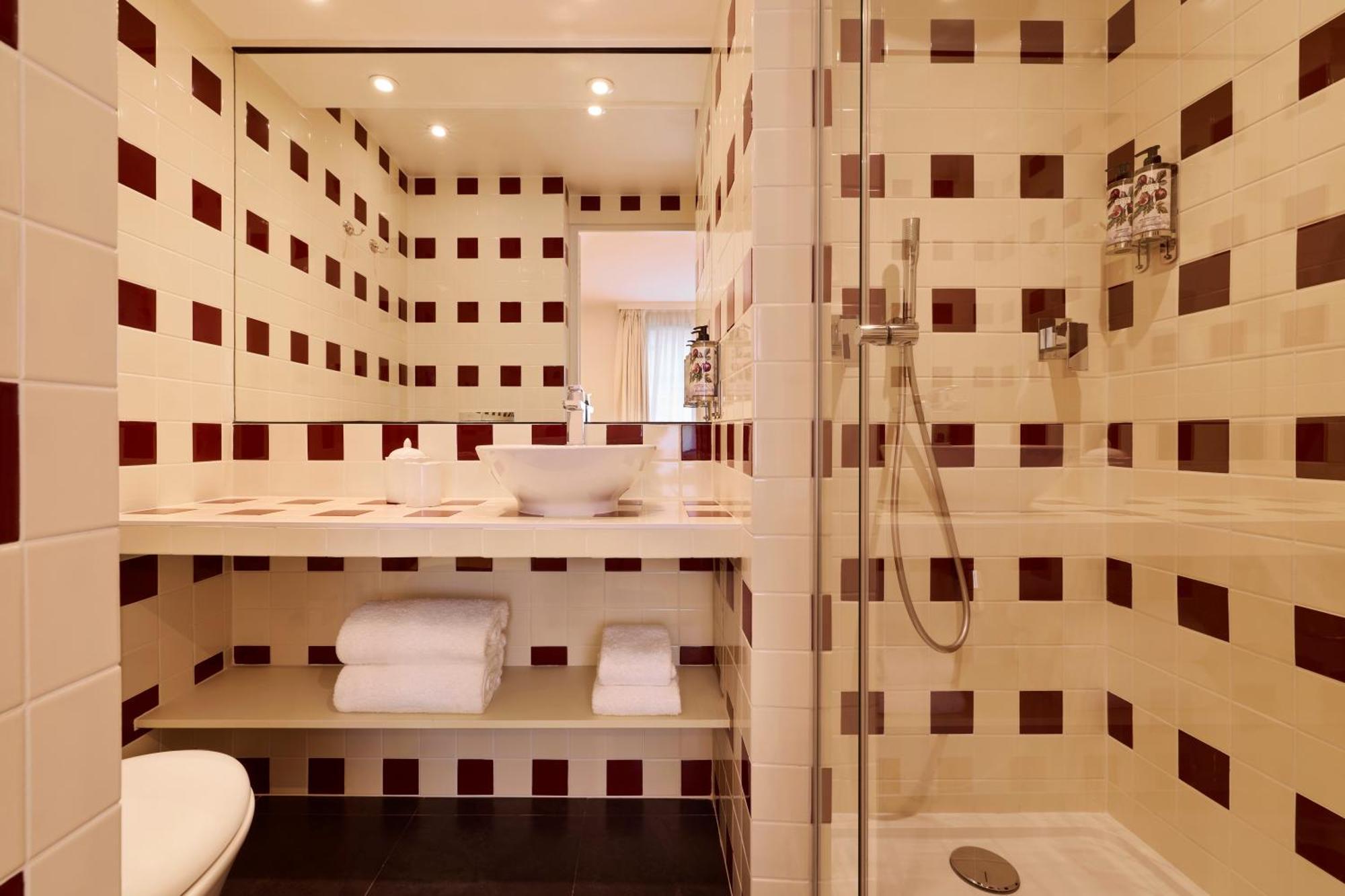 Double Room with Balcony,1742833345:JPEG